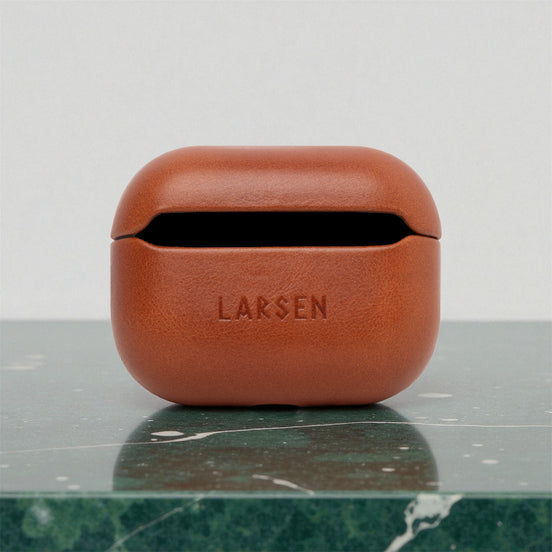 Larsen Original - Калъф от естествена кожа за AirPods Pro 2-ро поколение