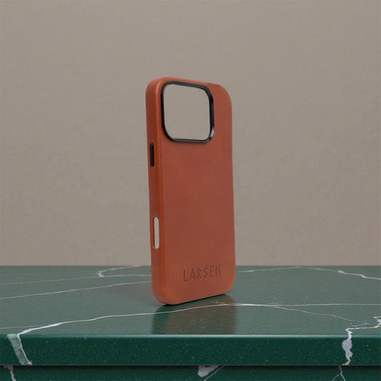 Larsen Original – iPhone 16 Pro Max Genuine Leather Case with MagSafe - Larsen